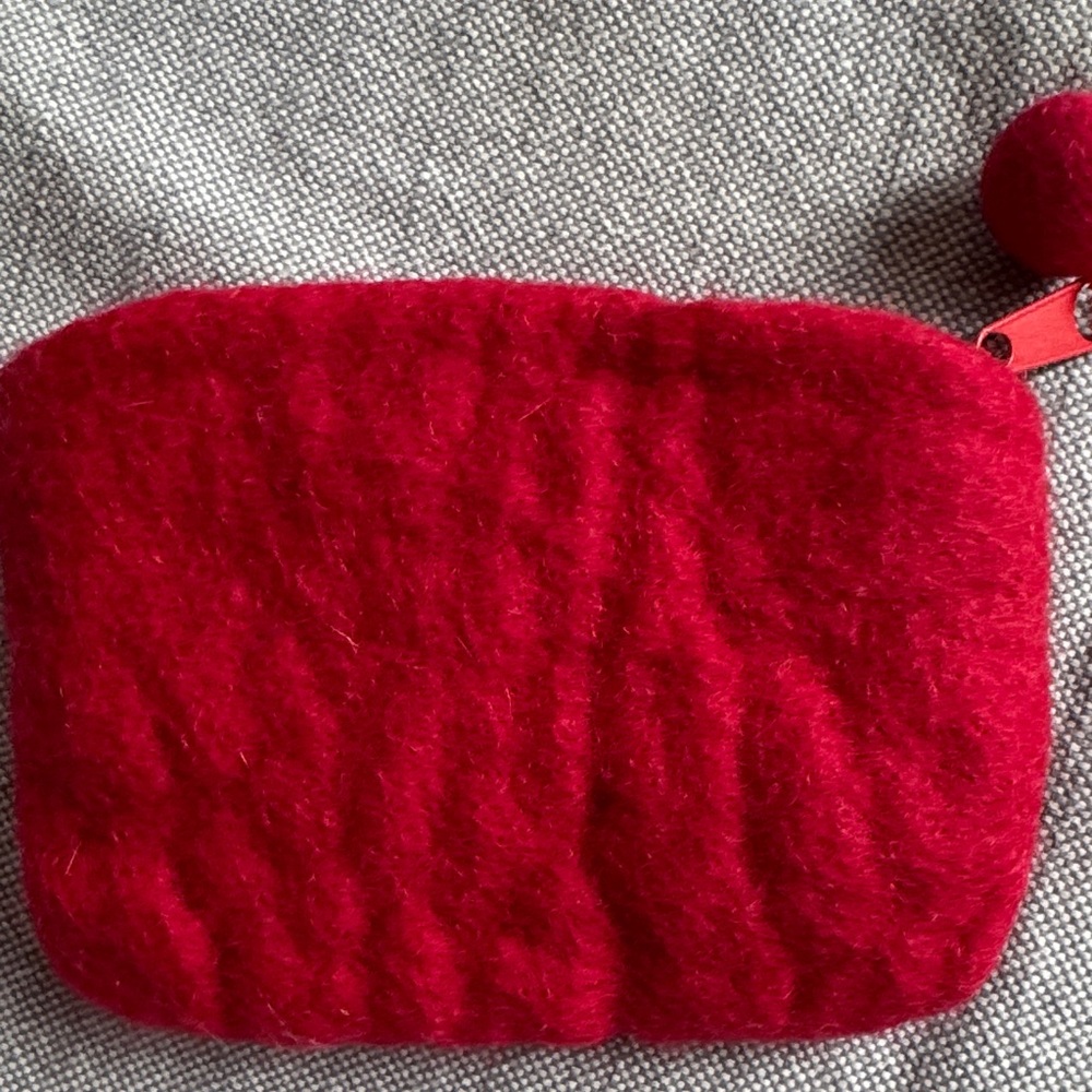 Rising Tide Red and Pink Floral Cosmetic Bag - Picture 4 of 5